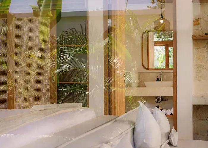 Tula Collective Villa Uluwatu (Bali)